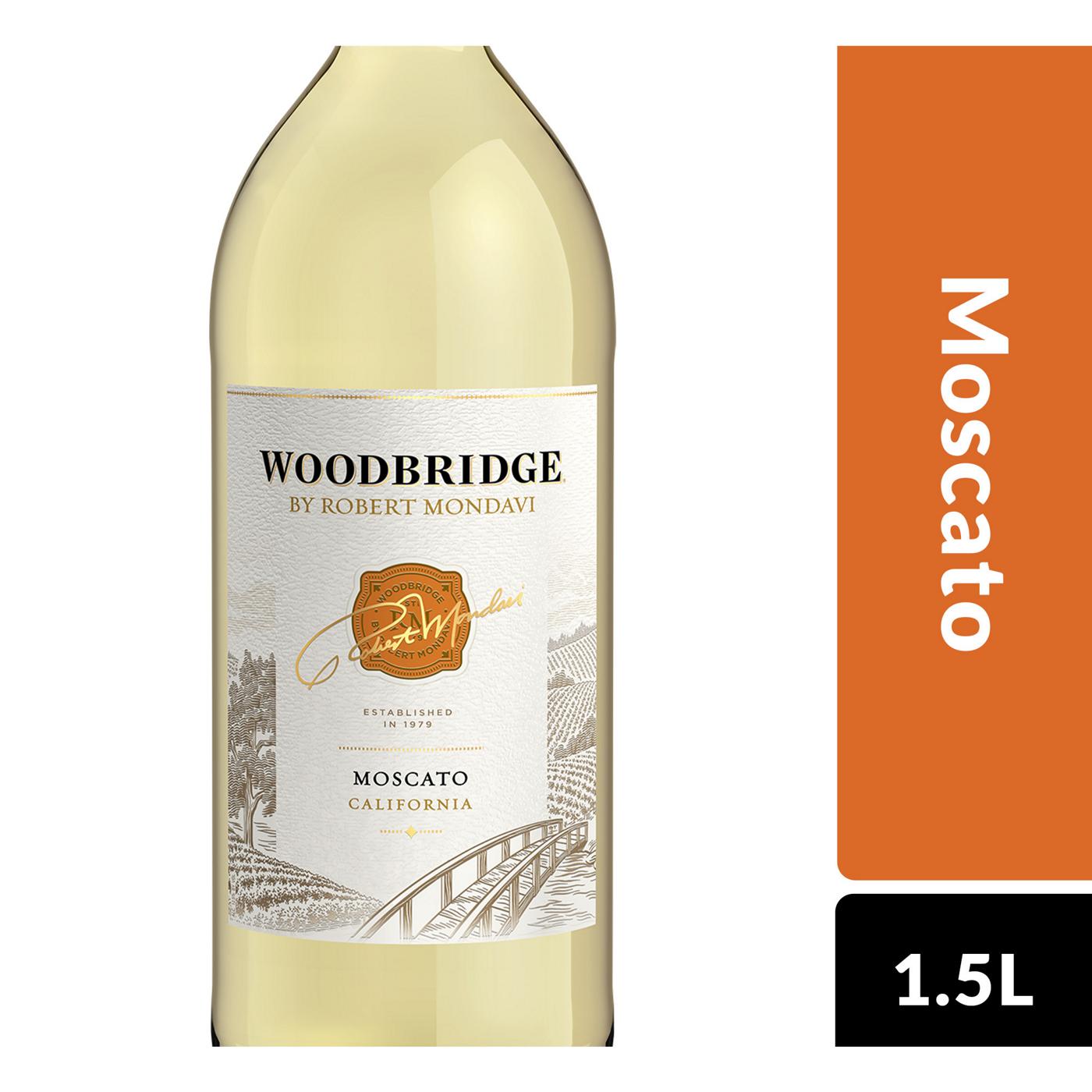 Woodbridge Moscato Moscato Still White Wine; image 2 of 7