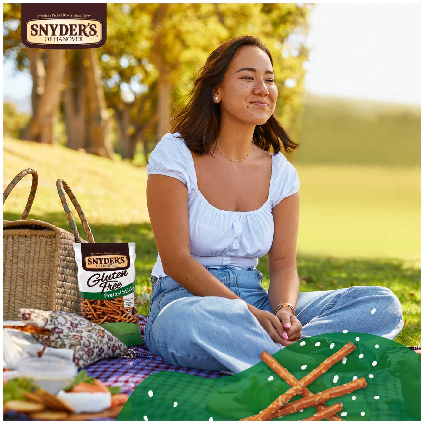 Snyder's of Hanover Gluten Free Pretzel Sticks; image 8 of 9