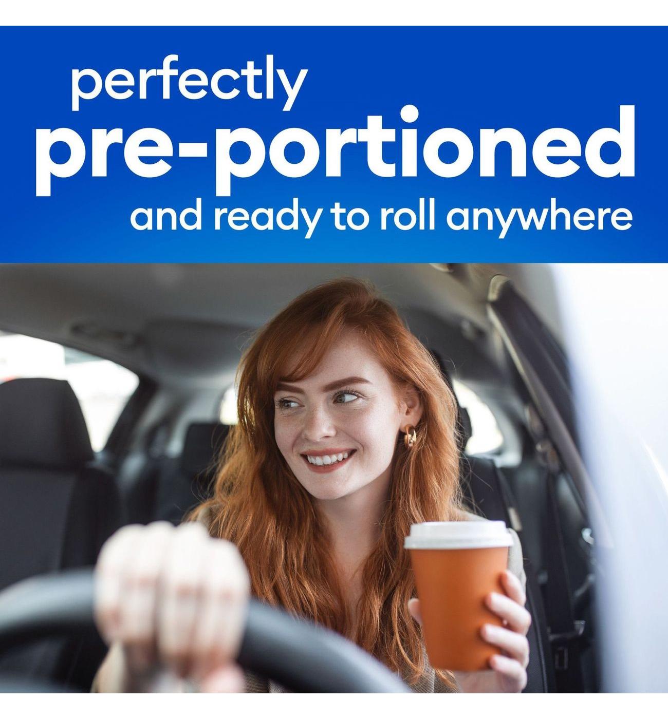 International Delight Caramel Macchiato Coffee Creamer Singles; image 9 of 10