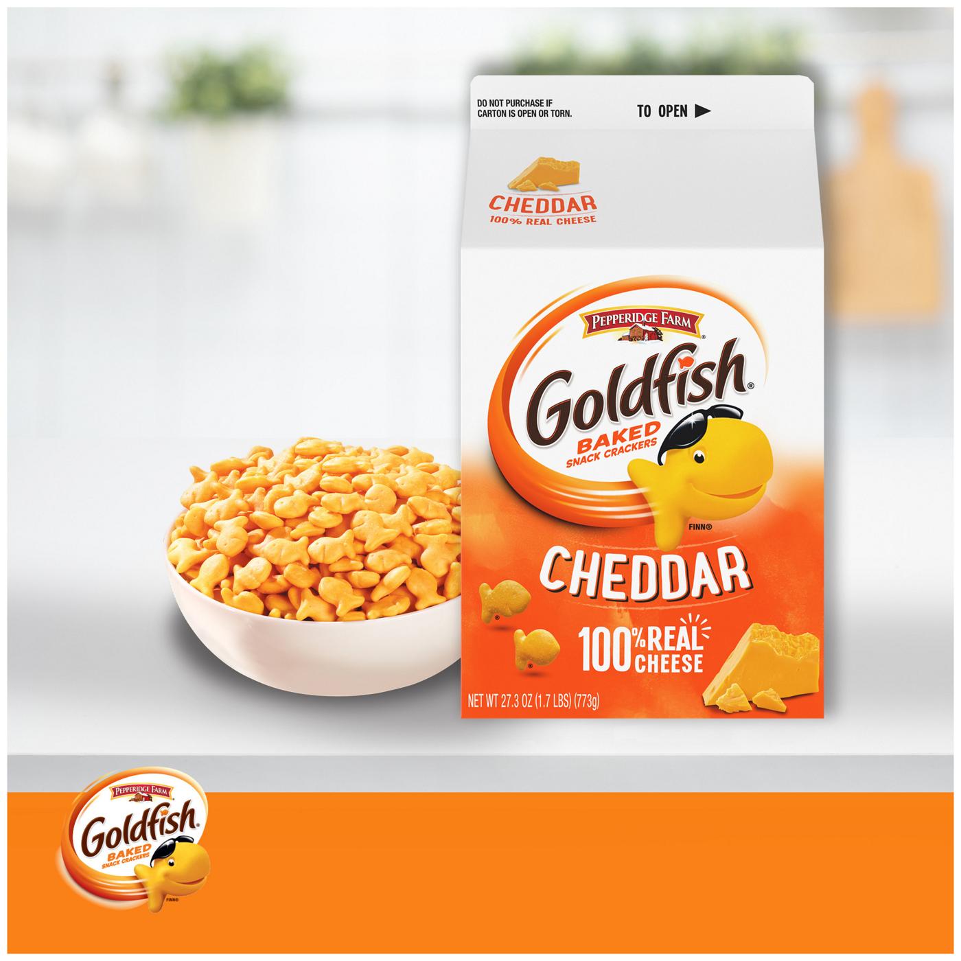 Goldfish Cheddar Cheese Crackers; image 3 of 15