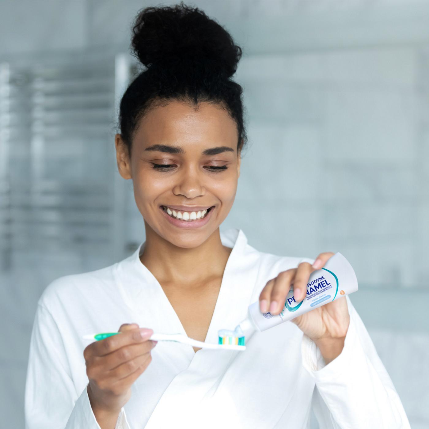Sensodyne Pronamel Gentle Whitening Toothpaste - Alpine Breeze, 2 Pk; image 3 of 7