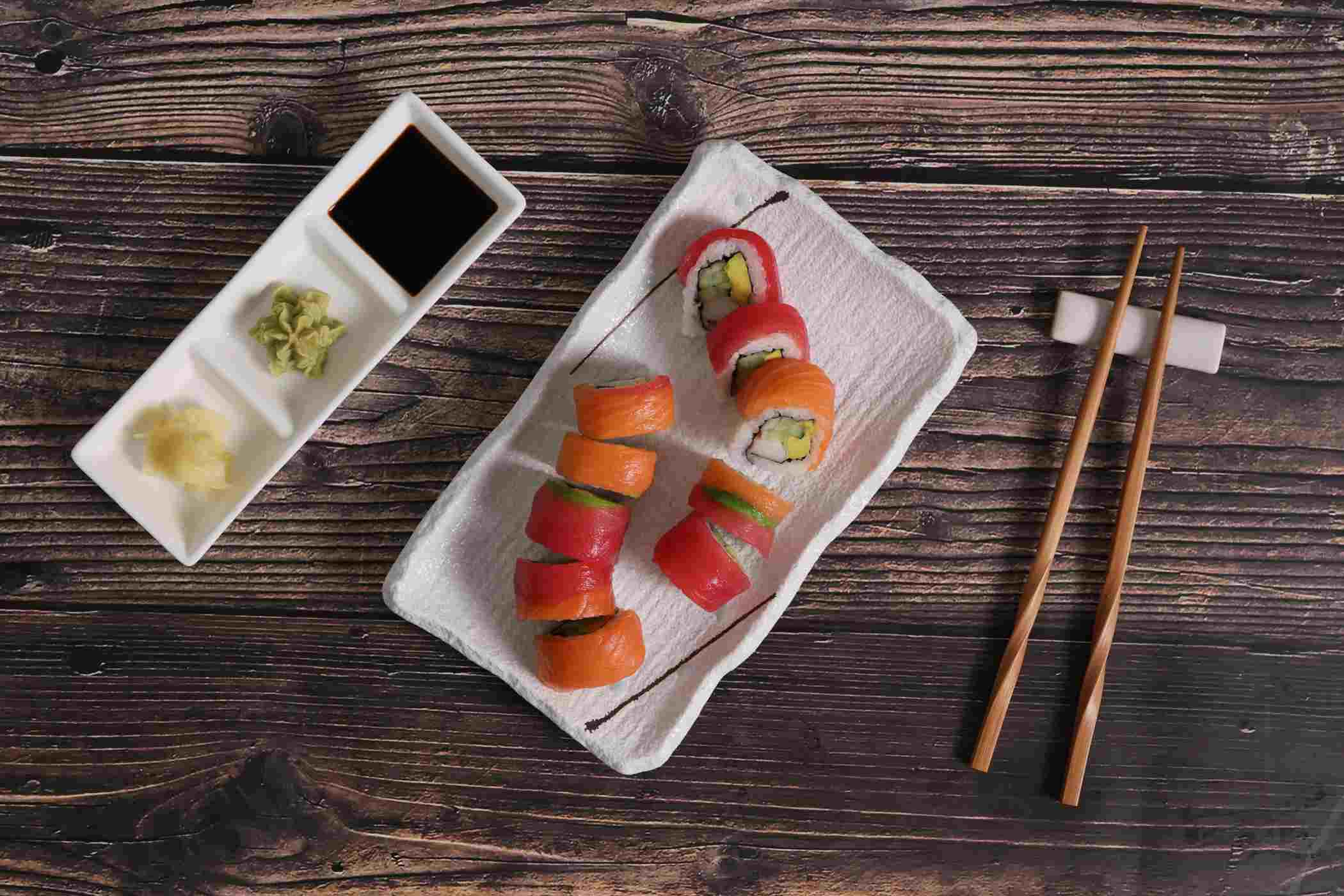 H-E-B Sushiya Rainbow Sushi Roll; image 2 of 4