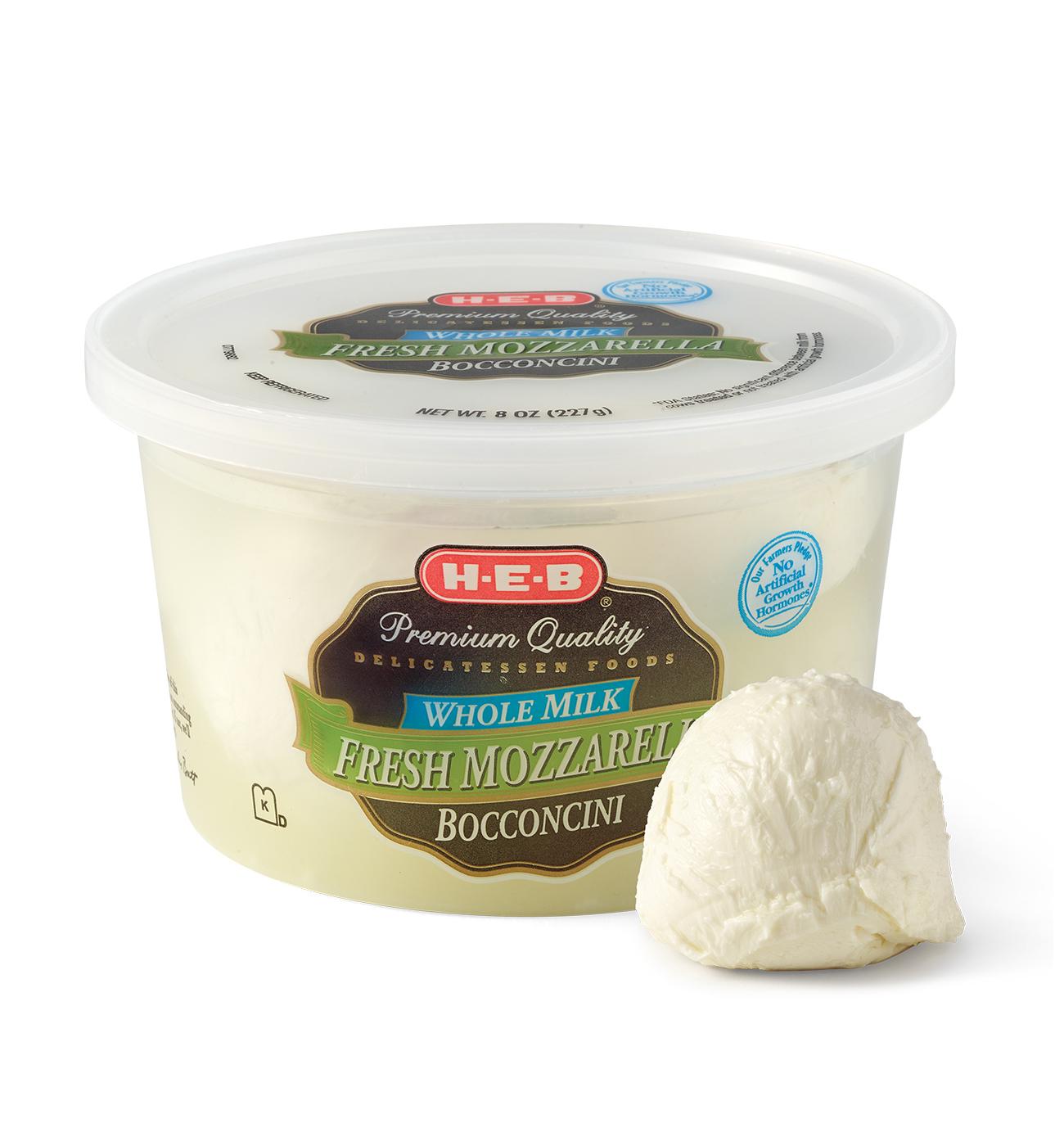 H-E-B Whole Milk Fresh Mozzarella Bocconcini; image 1 of 4