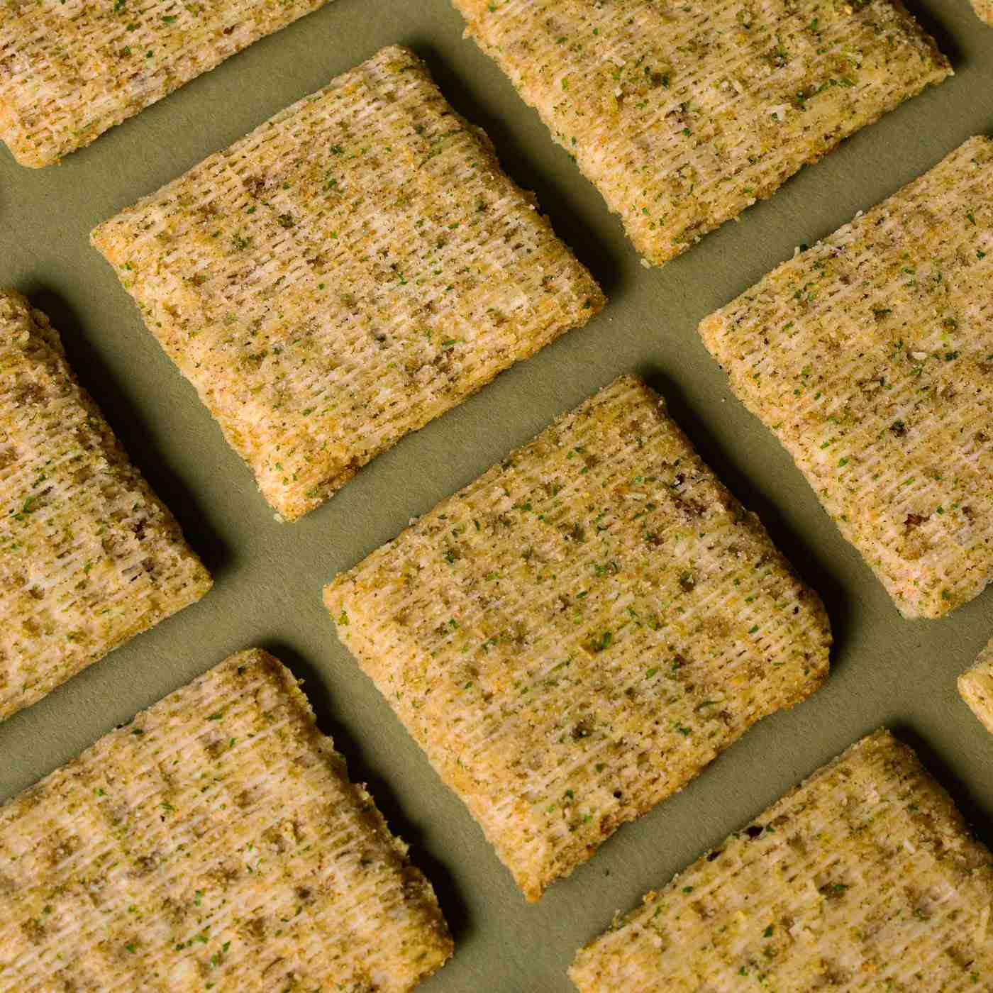 Triscuit Dill, Sea Salt & Olive Oil Whole Grain Wheat Crackers; image 7 of 10