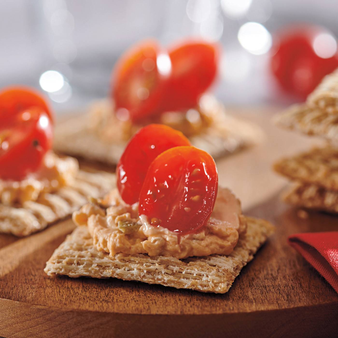 Triscuit Garden Herb Whole Grain Wheat Crackers; image 4 of 10