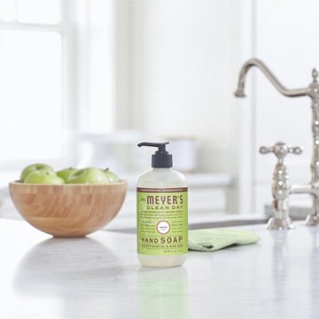 Mrs. Meyer's Clean Day Apple Scent Liquid Hand Soap