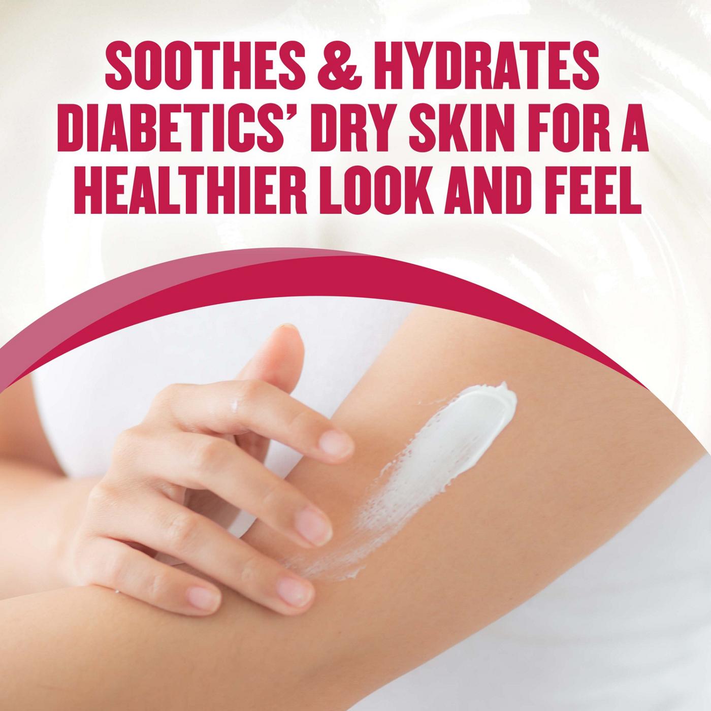 Gold Bond Diabetics' Dry Skin Relief Body Lotion, With Aloe to Moisturize & Soothe; image 2 of 3