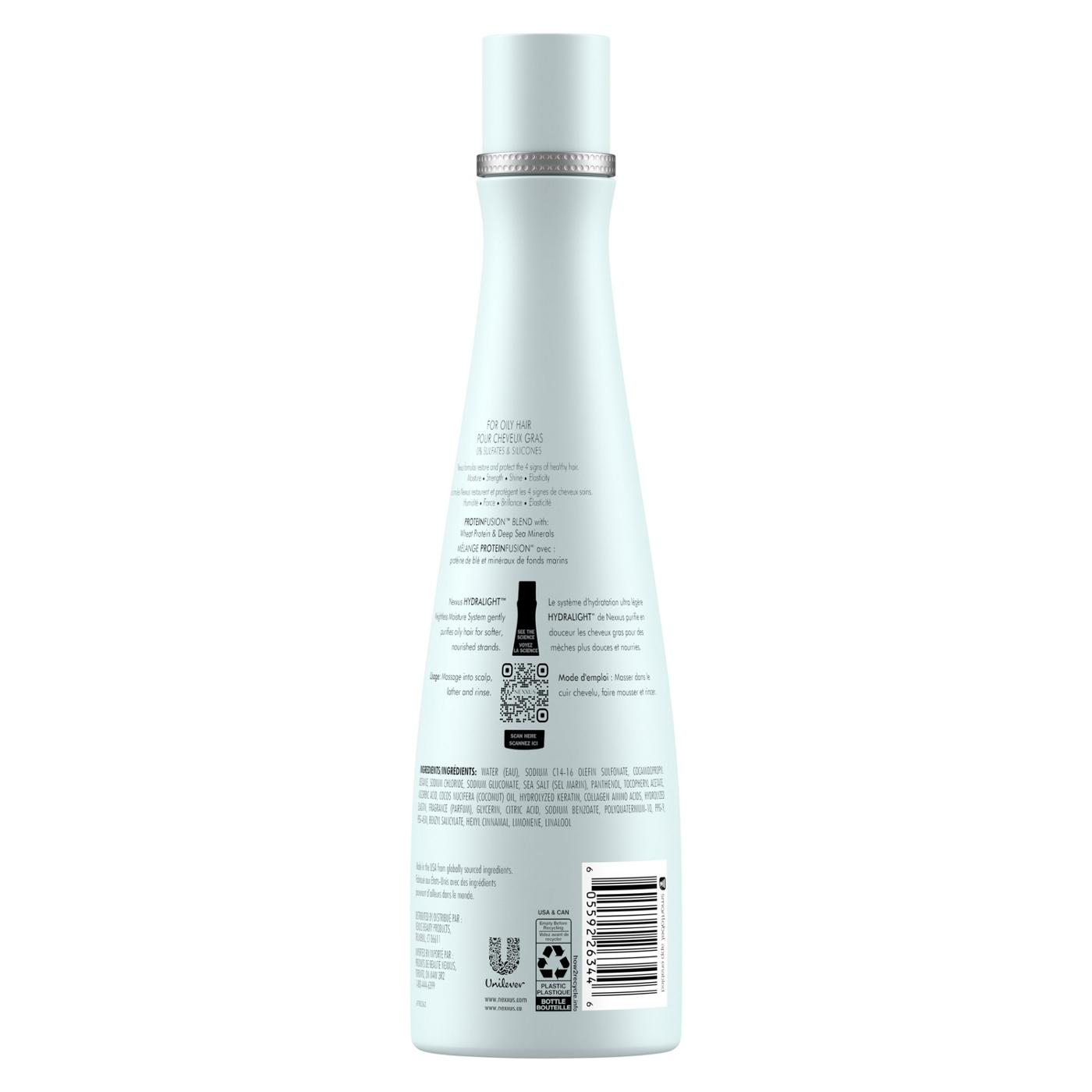 Nexxus Hydralight Weightless Moisture Shampoo; image 4 of 6