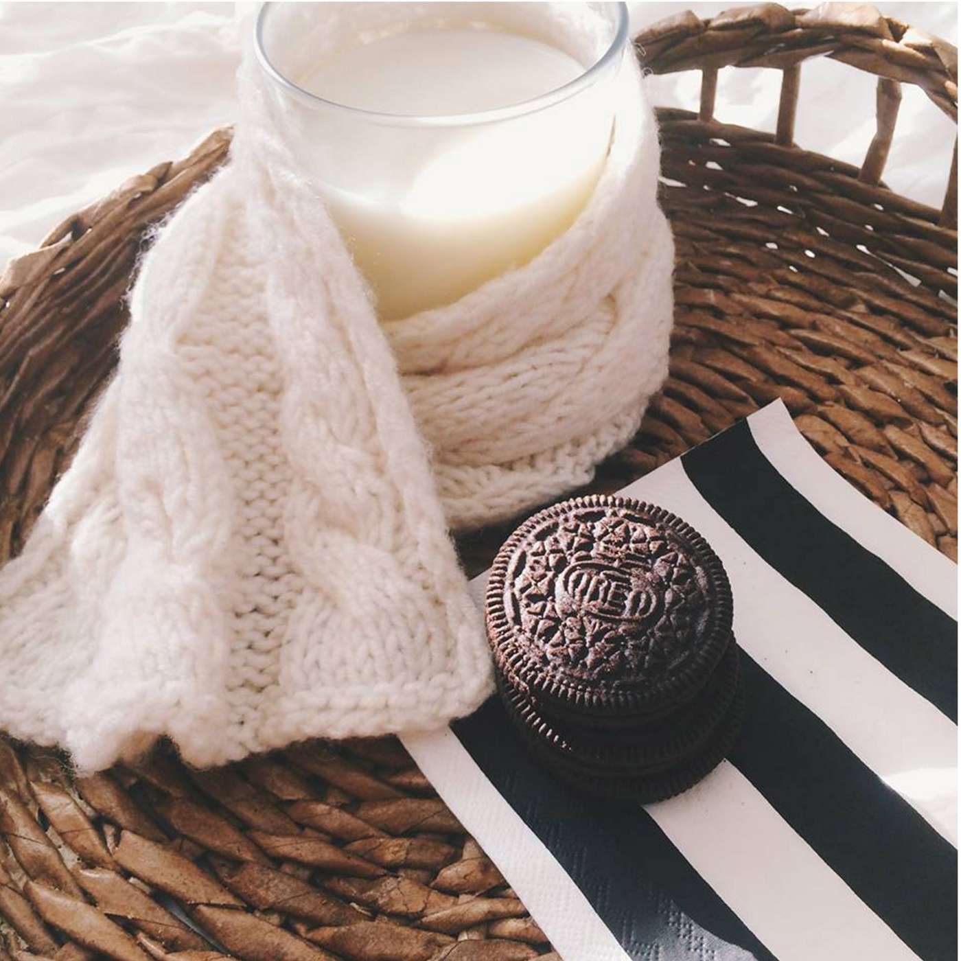 OREO Chocolate Sandwich Cookies - Family Size; image 12 of 18