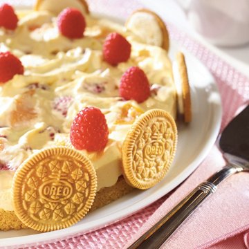 OREO Golden Sandwich Cookies - Family Size, 18.12 oz