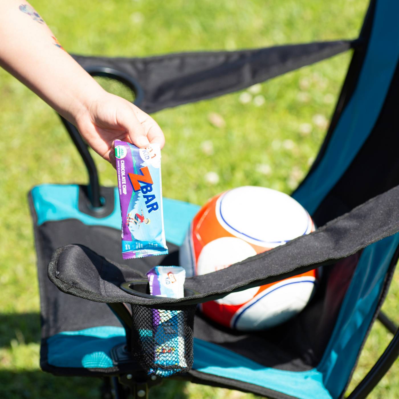 Clif ZBar Organic Energy Snack Bars - Chocolate Chip; image 4 of 9