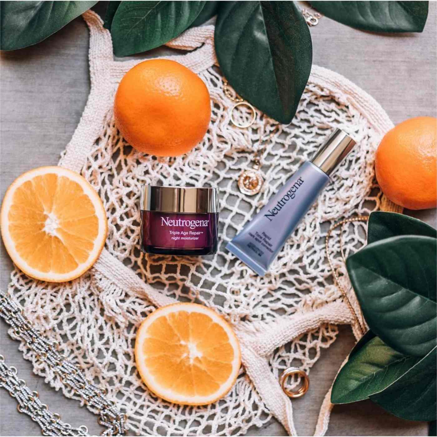 Neutrogena Tone Retinol + Vitamin C Dark Spot Corrector; image 6 of 8