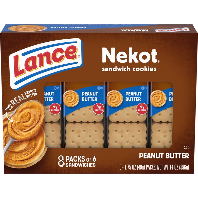 crackers with peanut butter