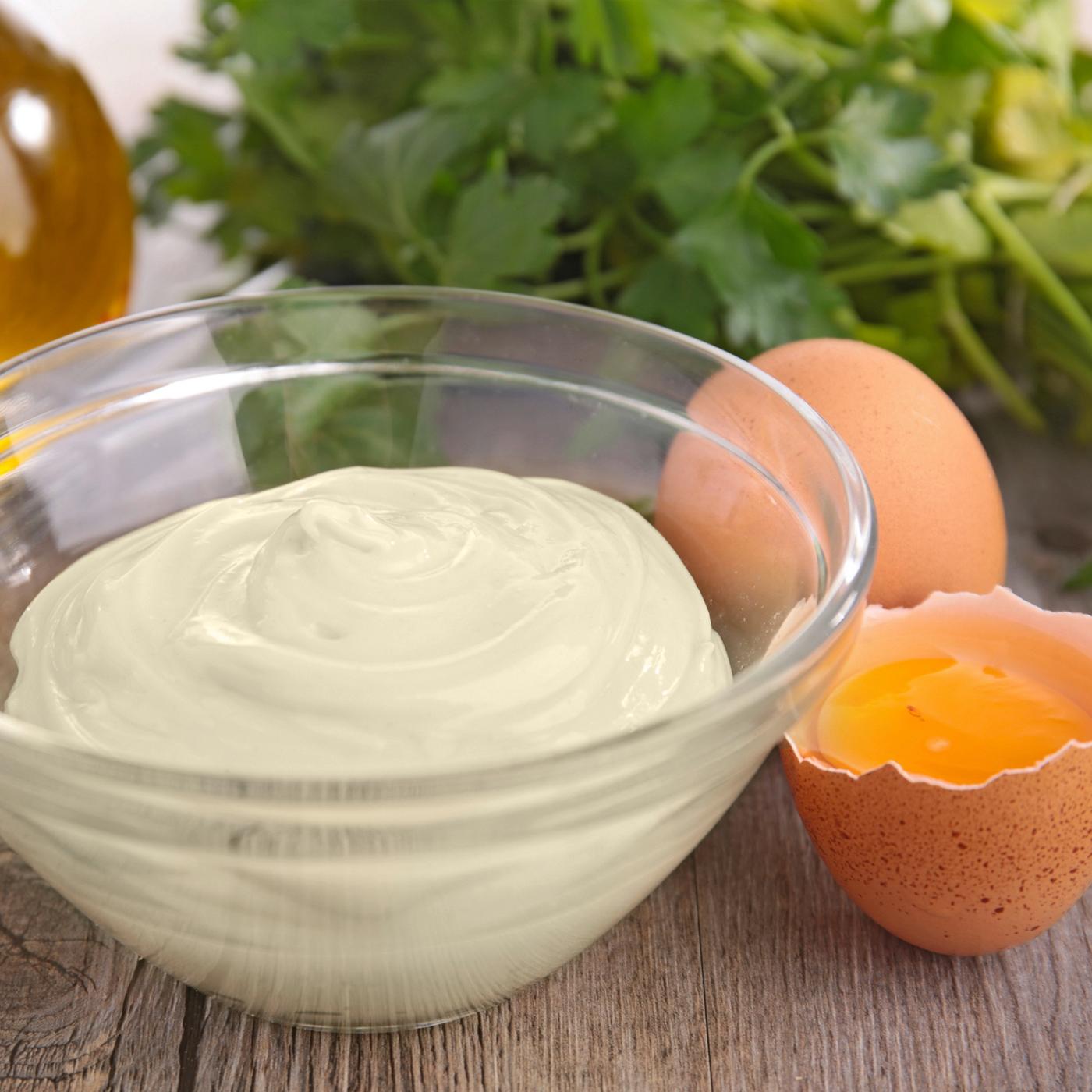 Hellmann's Real Mayonnaise Squeeze Bottle; image 3 of 6