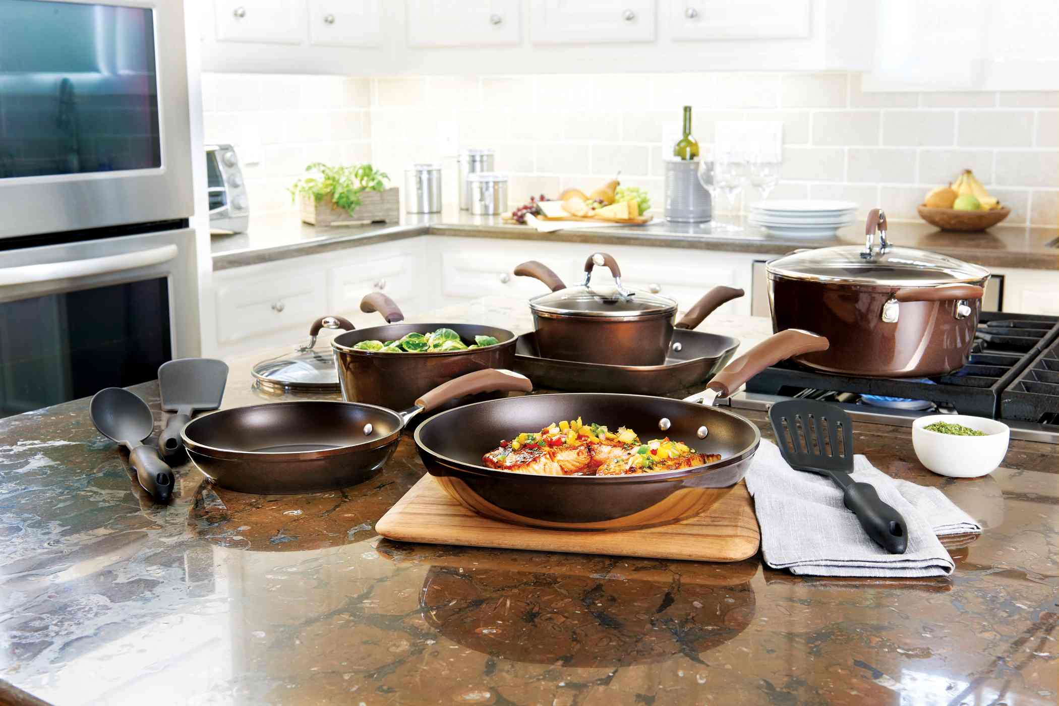 Kitchen & Table by HEB Cookware Set Bronze Shop Cookware Sets at