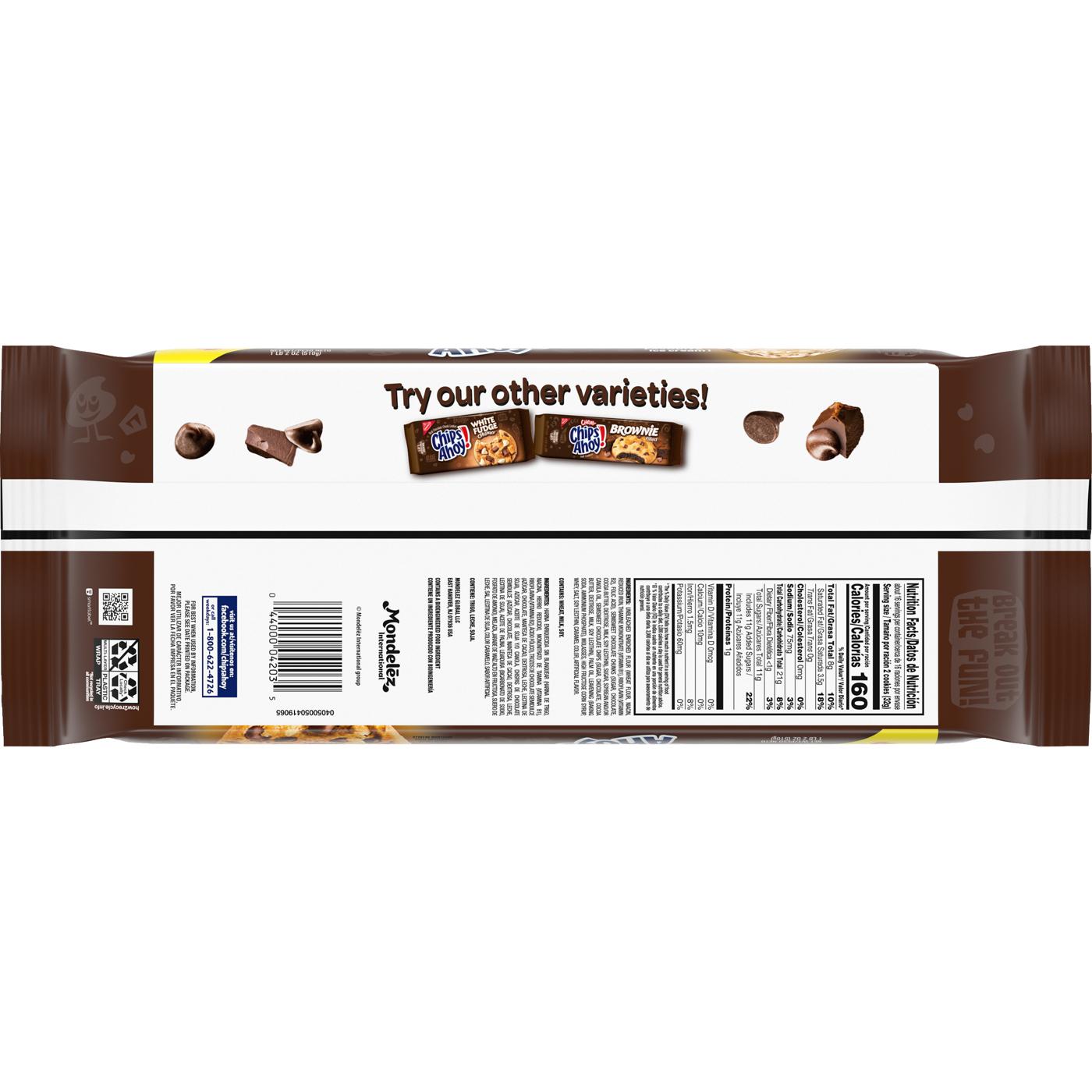 Chips Ahoy! Chunky Chocolate Chip Cookies Family Size; image 8 of 10