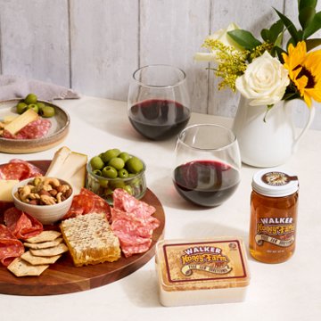 Walker Honey Farm Honeycomb Honey Jar, 10 oz