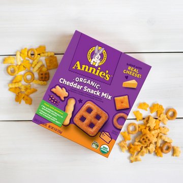 Annie's Cheddar Snack Mix