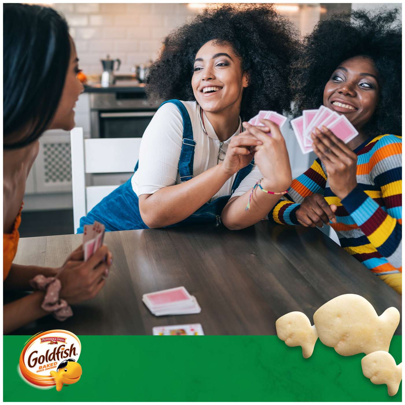 Goldfish Parmesan Crackers; image 4 of 7