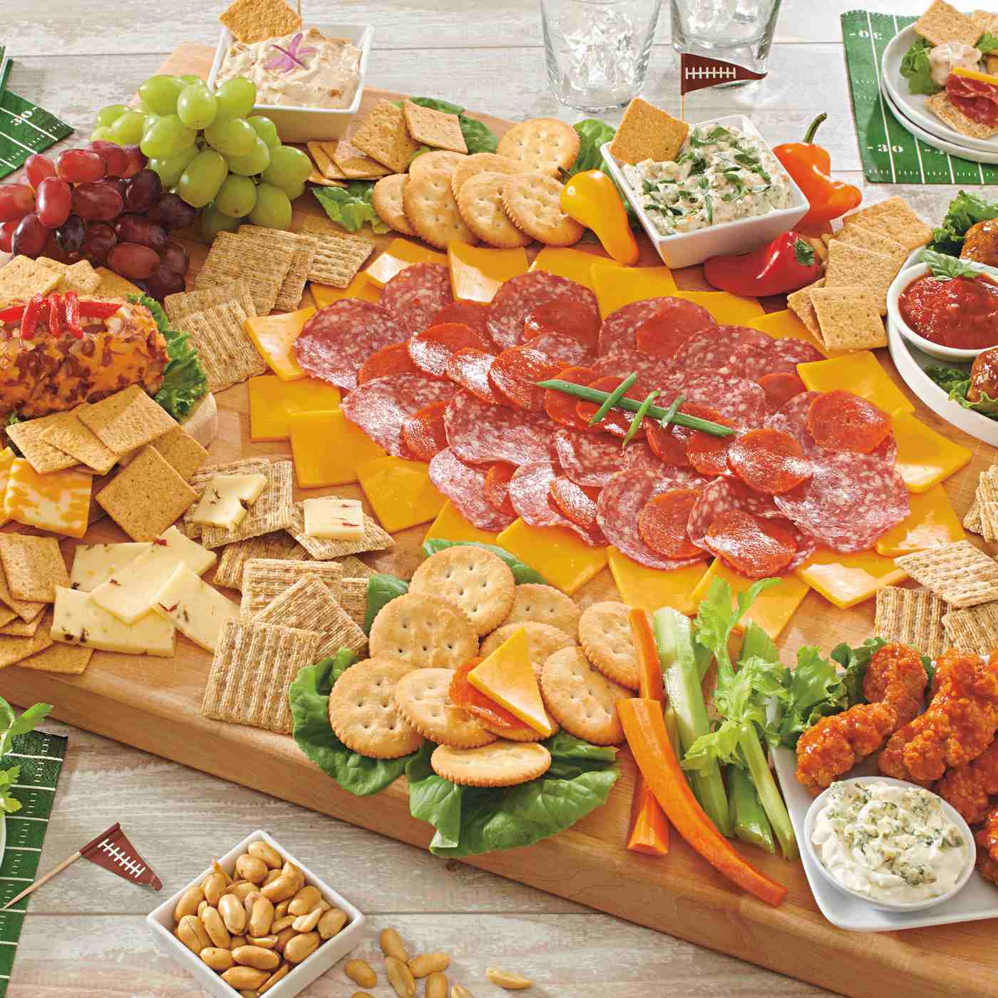 Wheat Thins Sundried Tomato & Basil Whole Grain Wheat Crackers Family Size; image 4 of 8