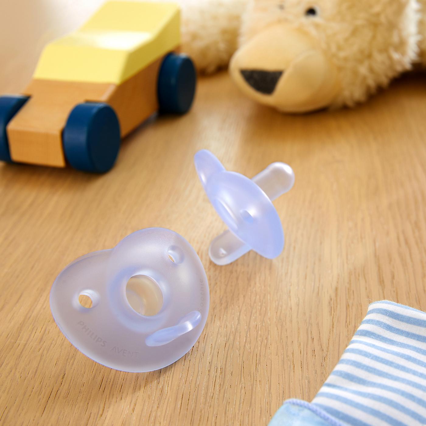 AVENT Soothie Shapes Pacifiers 0-3 Month; image 2 of 6