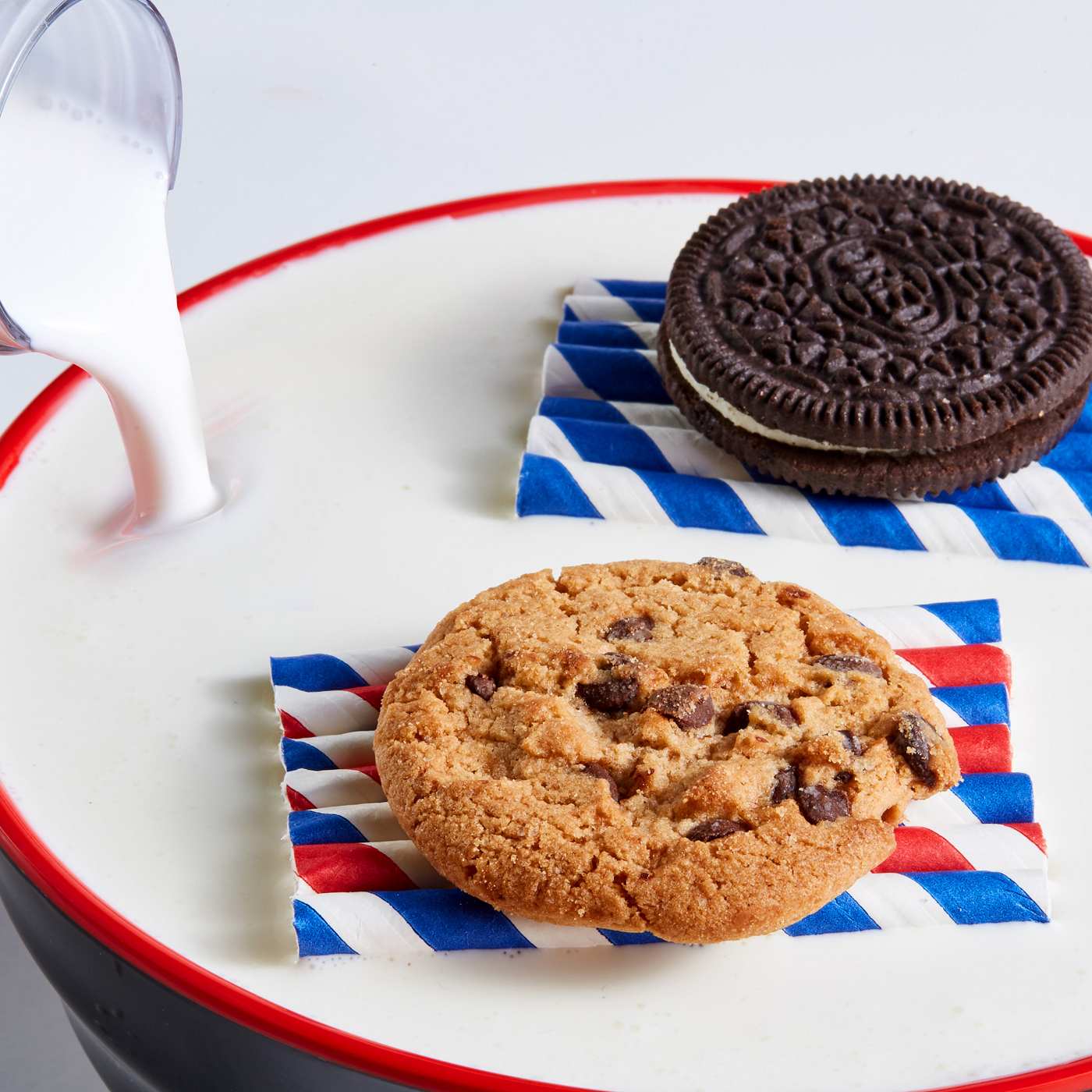 Nabisco Chips Ahoy!, Oreo Sweet Treats Cookie Variety Pack Snack Packs; image 2 of 10