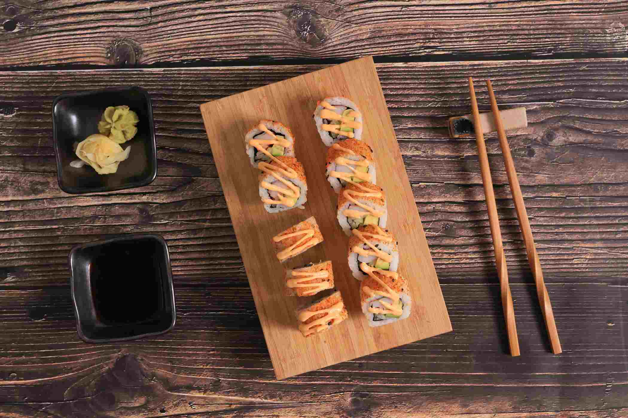 H-E-B Sushiya Spicy California Sushi Roll; image 2 of 4