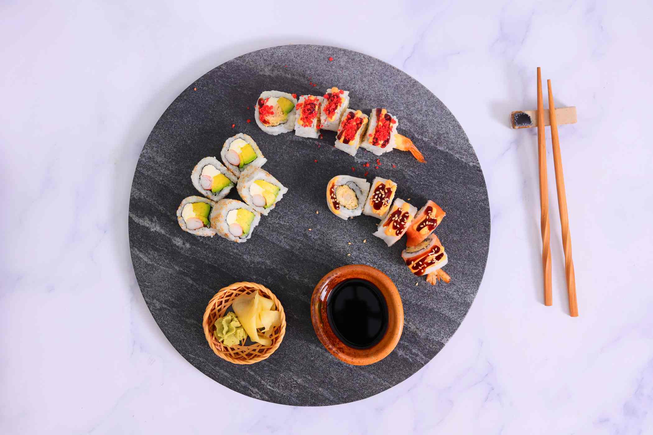 H-E-B Sushiya Tailgate Favorites Sushi Combo Pack; image 2 of 4