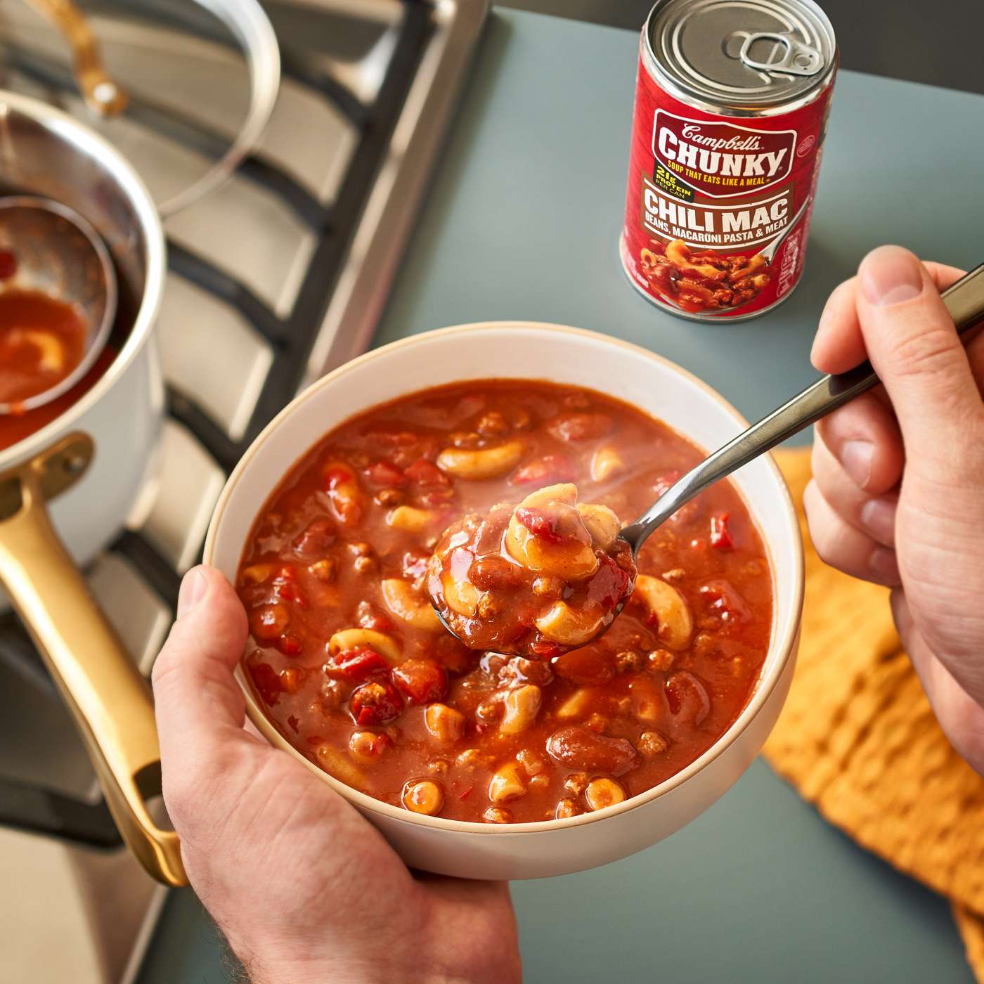 Campbell's Chunky Chili Mac; image 4 of 10