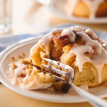 Pillsbury Grands! Cinnabon Extra Rich Butter Cream Cinnamon Rolls, 5 ct