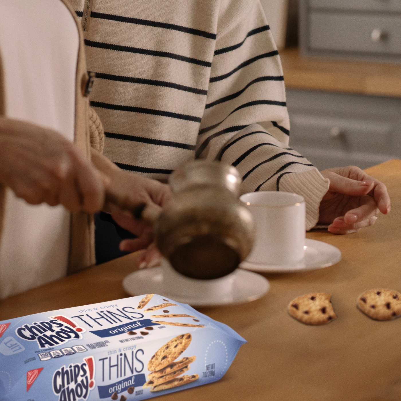 Chips Ahoy! Thins Original Chocolate Chip Cookies; image 6 of 10