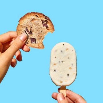 Yasso Chocolate Chip Cookie Dough Frozen Greek Yogurt Bars, 4 ct