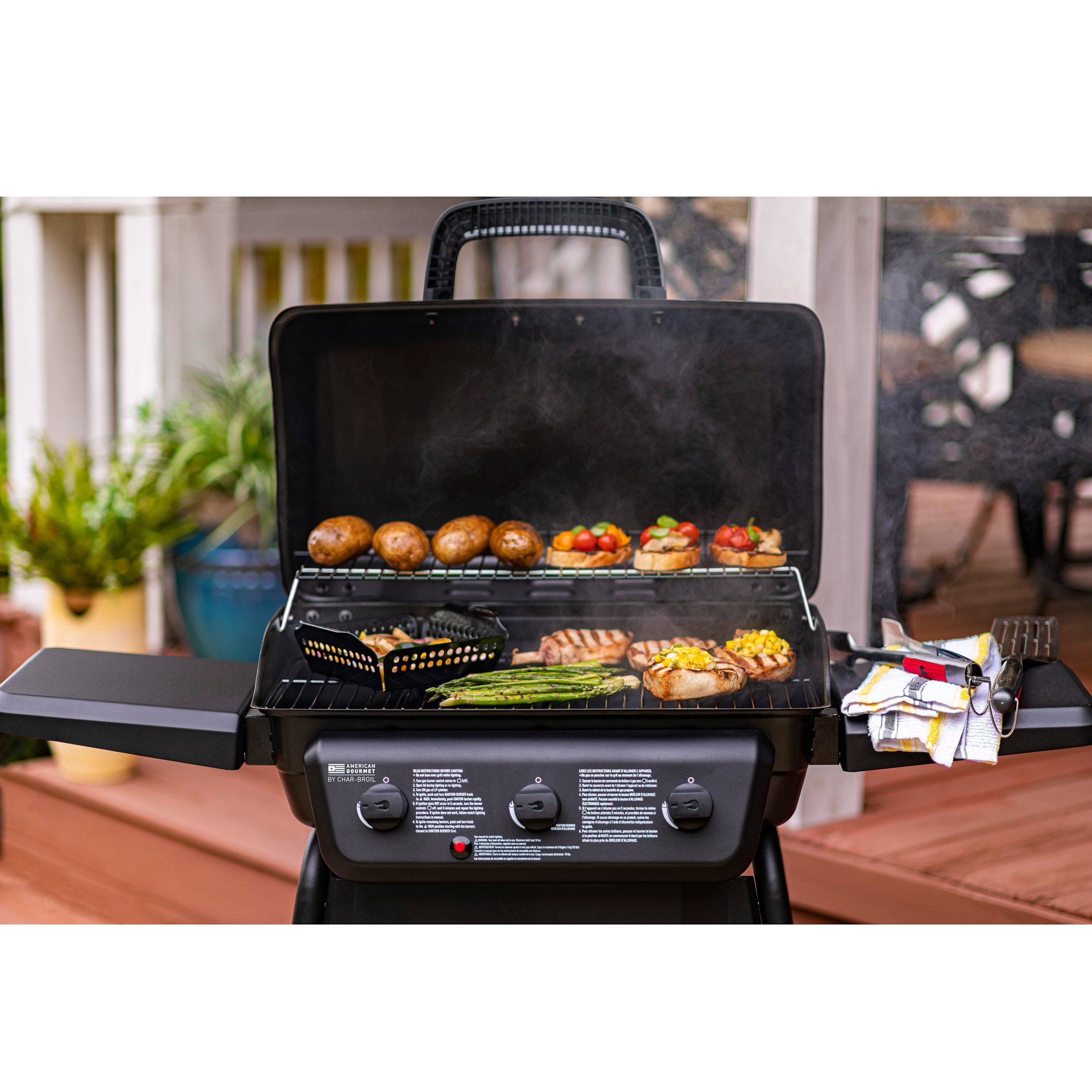 Hobart Chaiselong Ass American Gourmet Classic Series 3-Burner Gas Grill by Char-Broil - Shop  Grills & Smokers at H-E-B