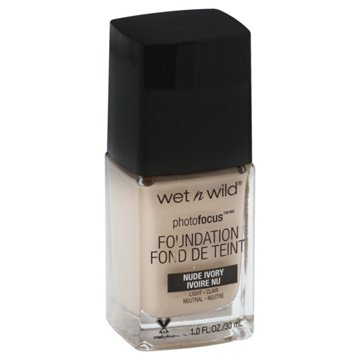 Wet n Wild Photo Focus Foundation Nude Ivory