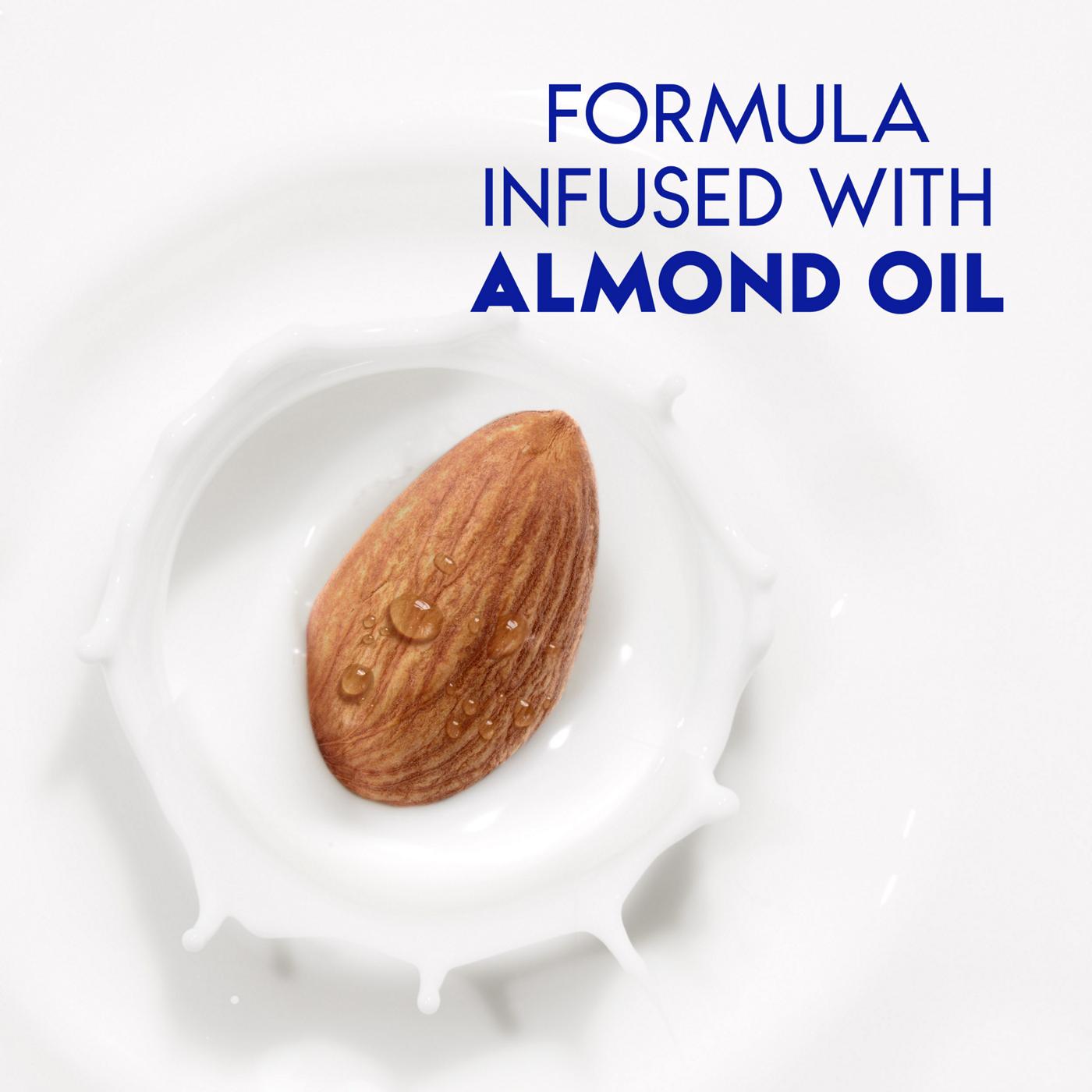 Head & Shoulders 2 in 1 Dandruff Shampoo + Conditioner - Dry Scalp Care; image 5 of 9