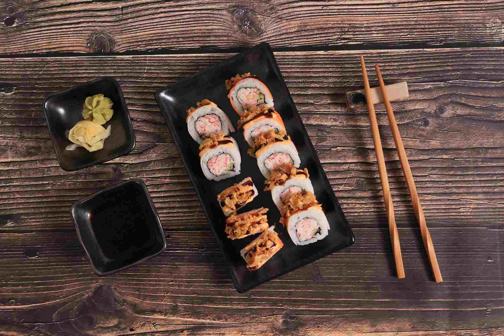 H-E-B Sushiya Gulf Coast Sushi Roll; image 4 of 4