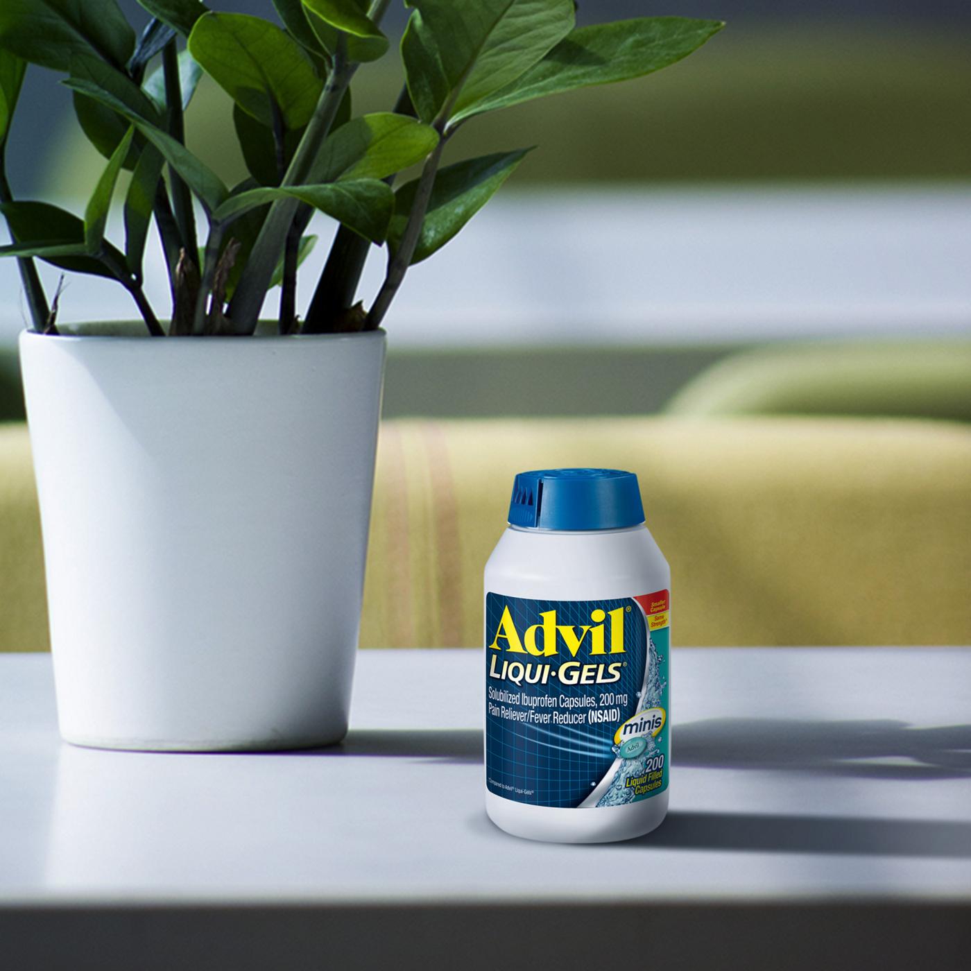 Advil Liqui-Gels Minis Pain Reliever Ibuprofen 200Mg; image 4 of 8