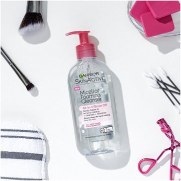 Garnier SkinActive Micellar Foaming Face Wash