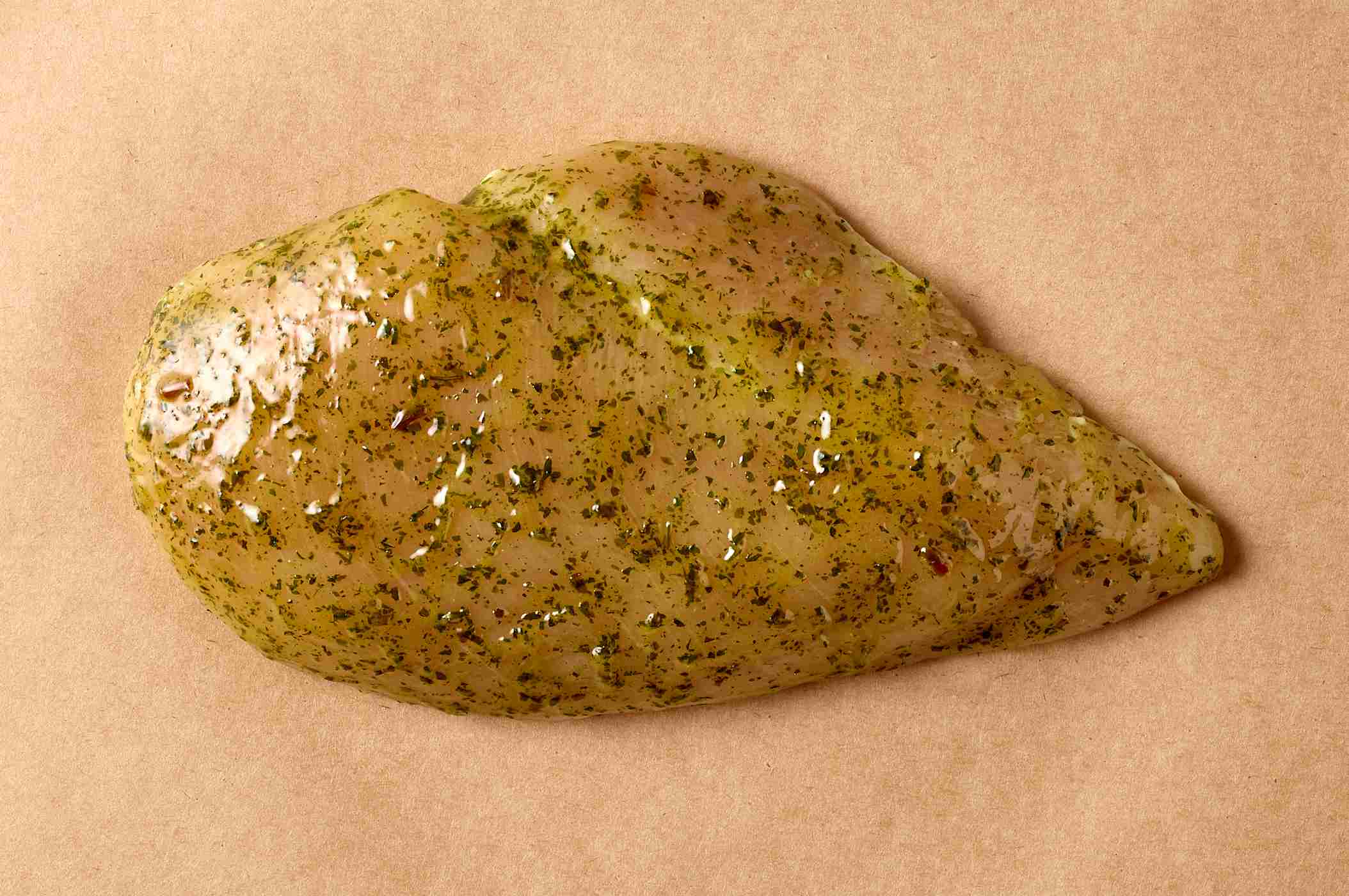 H-E-B Meat Market Marinated Chicken Breast - Wild Garlic; image 4 of 4