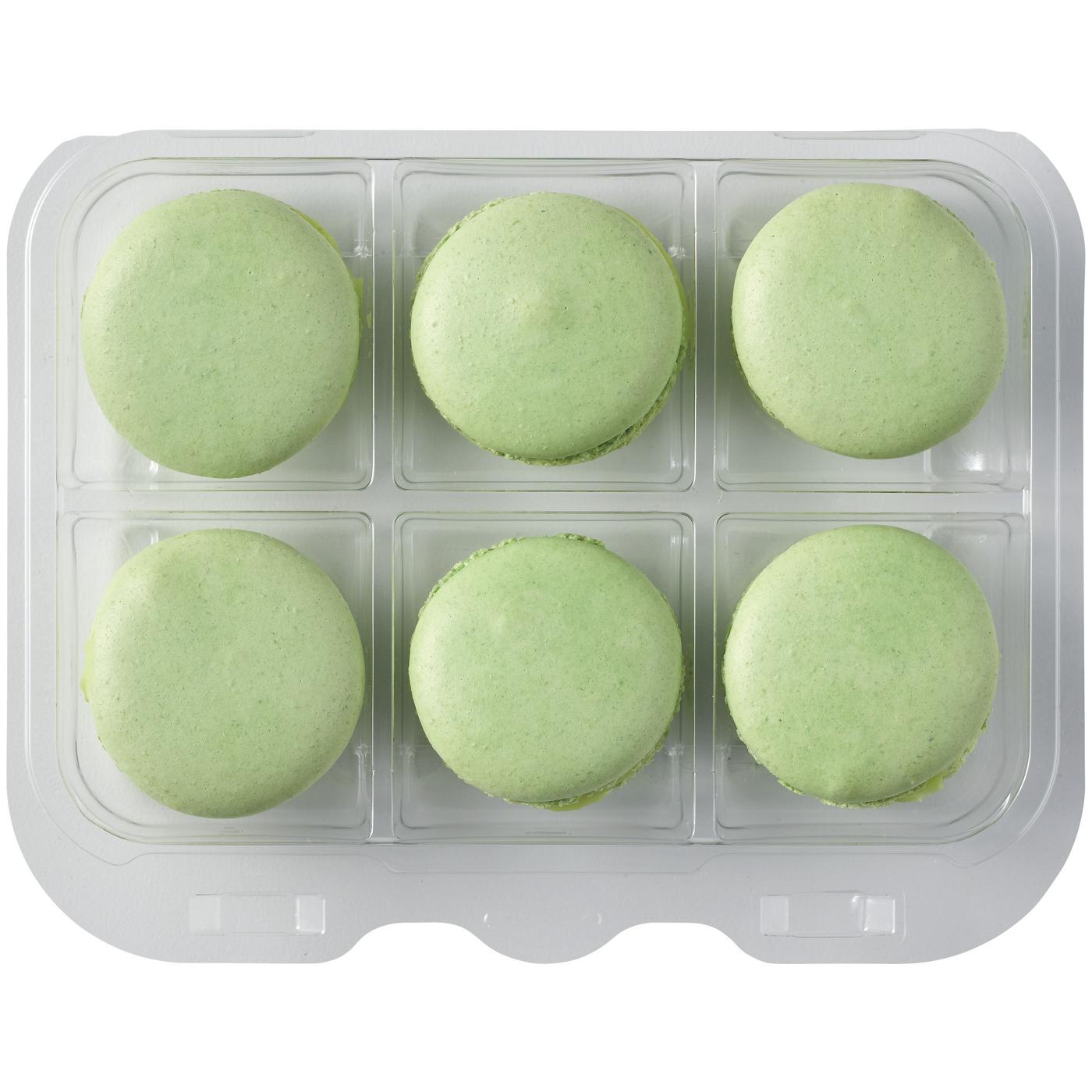 H-E-B Bakery Pistachio Macaron Cookies; image 1 of 3