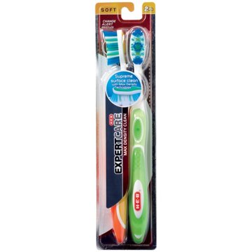 H-E-B Expert Care Max Density Clean Soft Toothbrushes, 2 ct