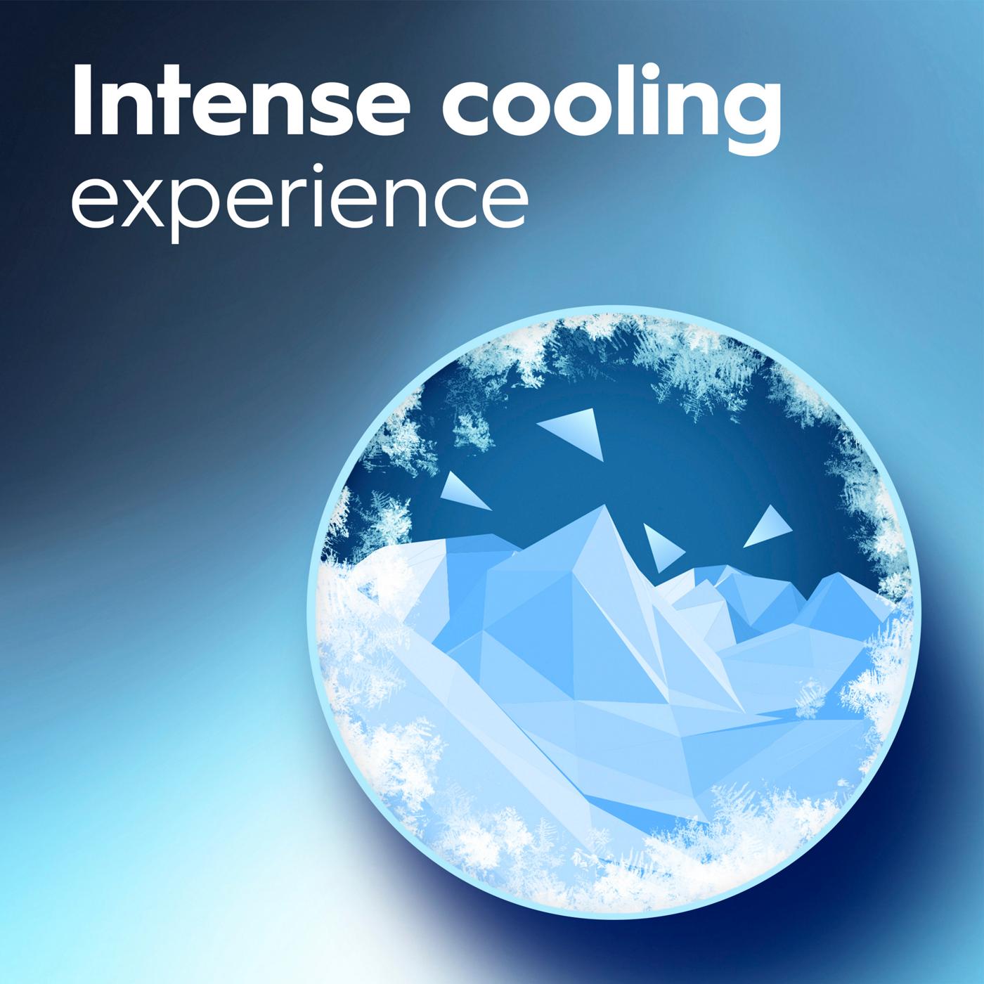 Crest Pro-Health Intense Mouthwash - Clean Mint; image 2 of 10