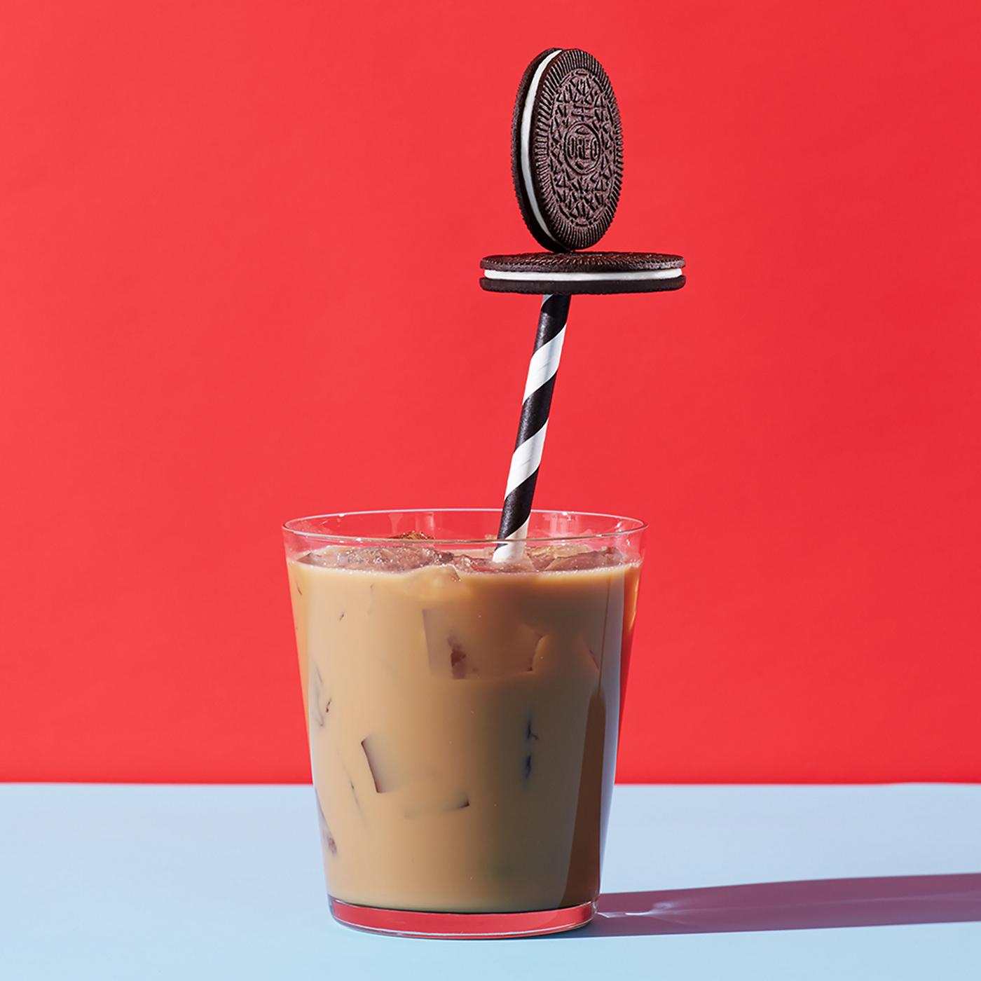 OREO Thins Chocolate Sandwich Cookies - Family Size; image 11 of 18