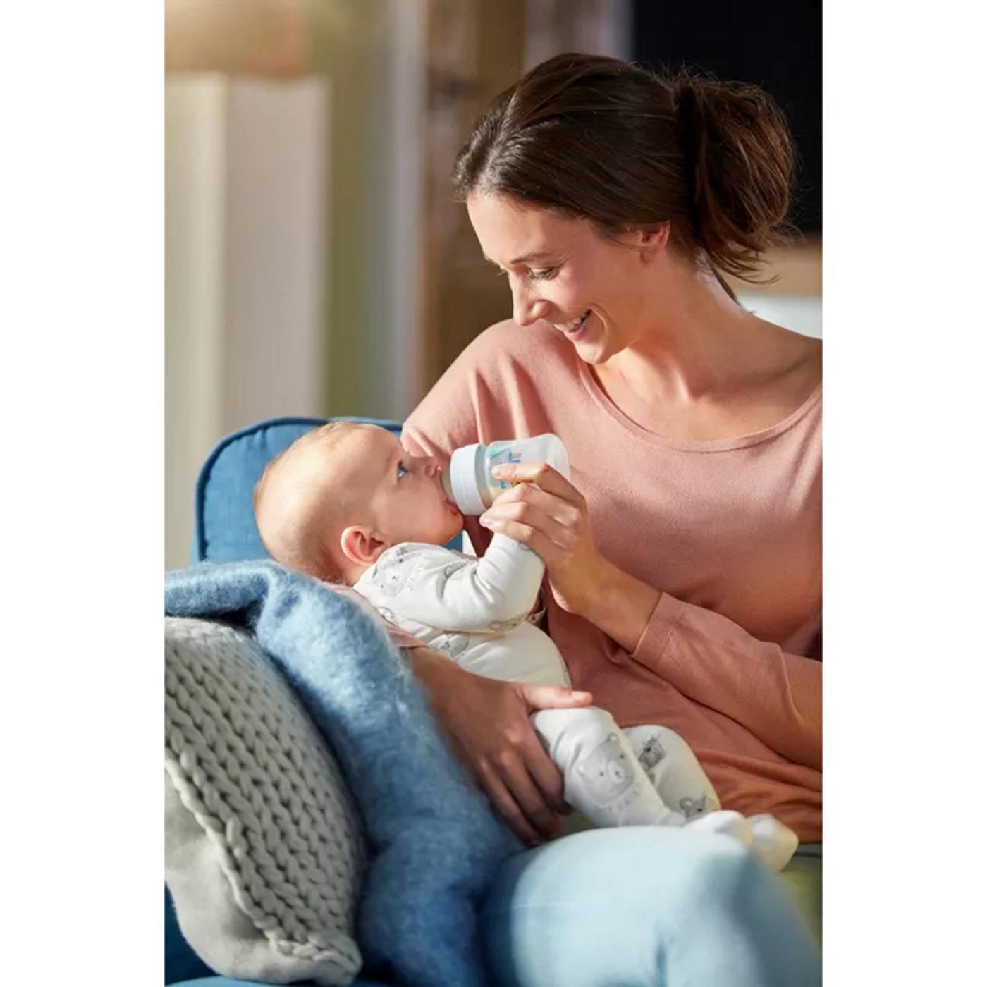 Avent Anti-Colic Bottle with AirFree Vent; image 4 of 5