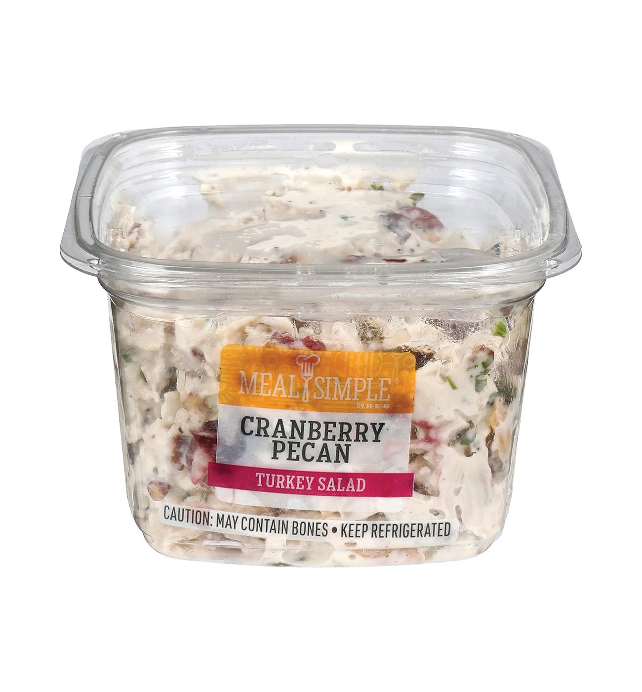 Meal Simple by H-E-B Cranberry Pecan Turkey Salad - Medium; image 1 of 3