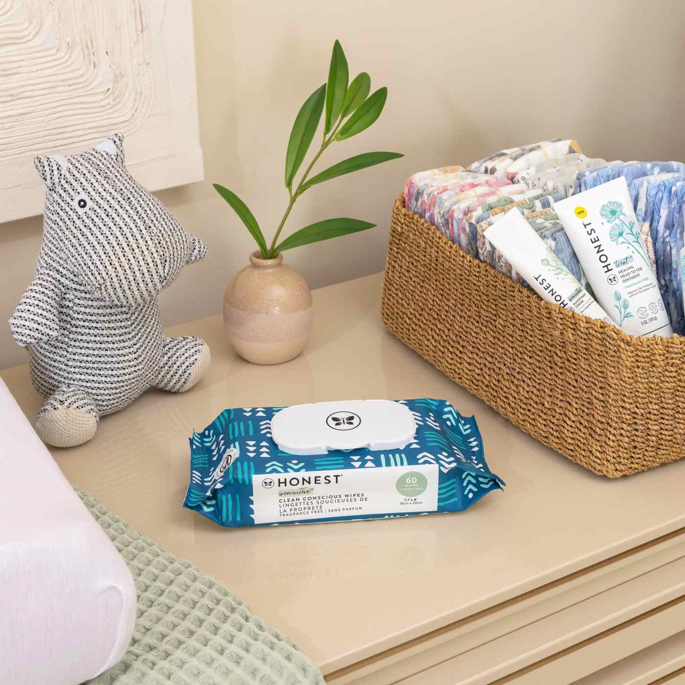 The Honest Company Sensitive Baby Wipes - Fragrance Free ; image 3 of 4