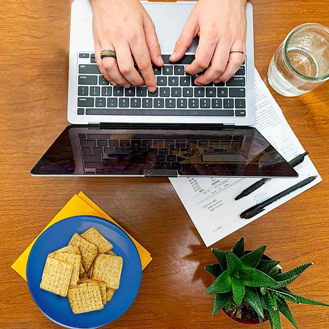 Triscuit Avocado, Cilantro & Lime Whole Grain Wheat Crackers; image 6 of 10