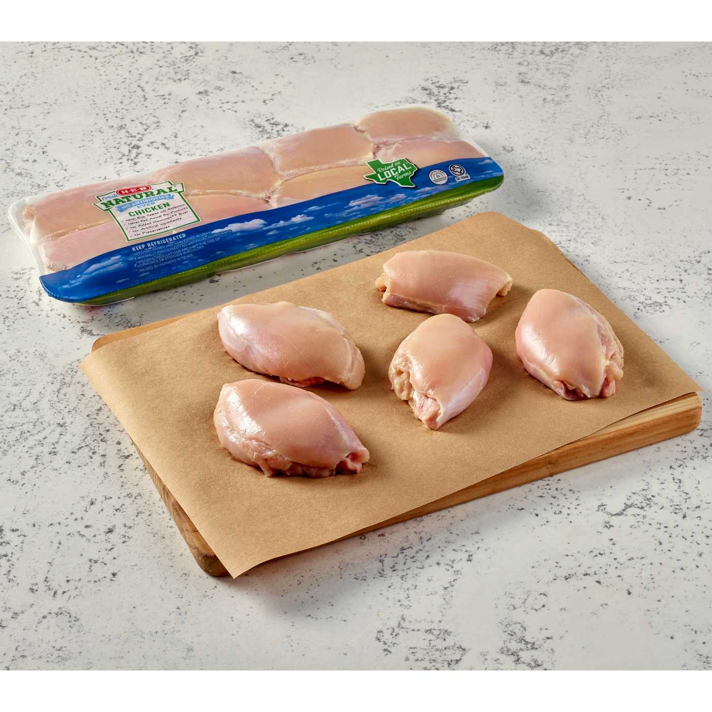 H-E-B Natural Boneless Skinless Chicken Thighs ; image 3 of 4