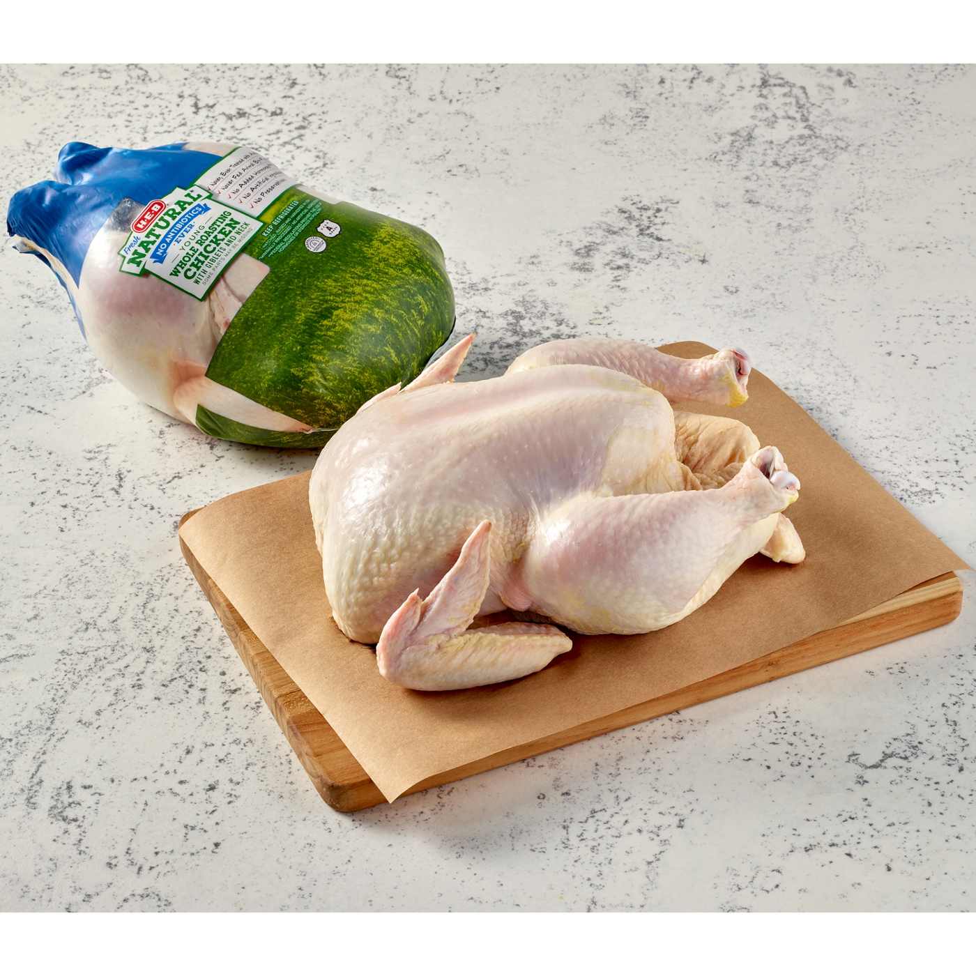 H-E-B Natural Fresh Whole Roasting Chicken; image 3 of 3