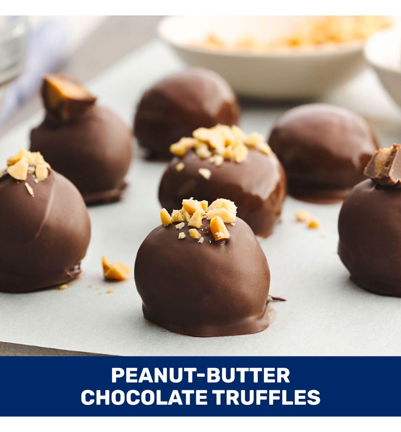 Pillsbury Ready to Bake Cookie Dough - Reese's Peanut Butter Cookie; image 3 of 5